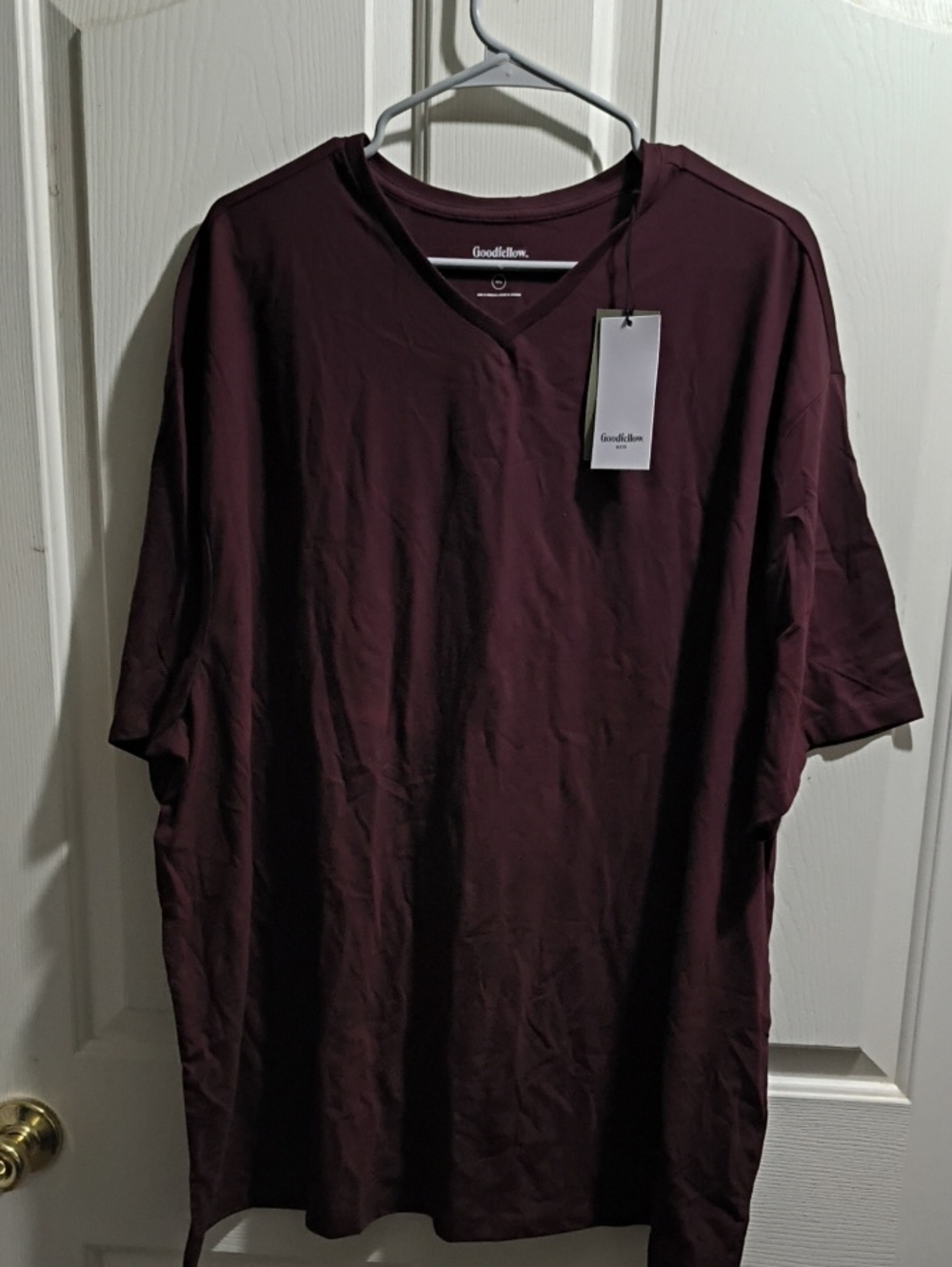 Goodfellow & Co Men's V-Neck Tee - Maroon